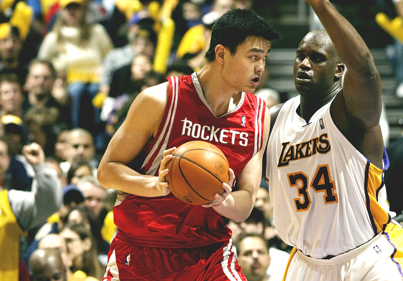 Yao Ming vs. Shaquille O'Neal